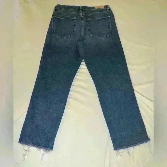 7 For all Mankind Cropped Straight High Waisted Luxe Vintage Denim Jeans size 32 - Picture 3 of 15